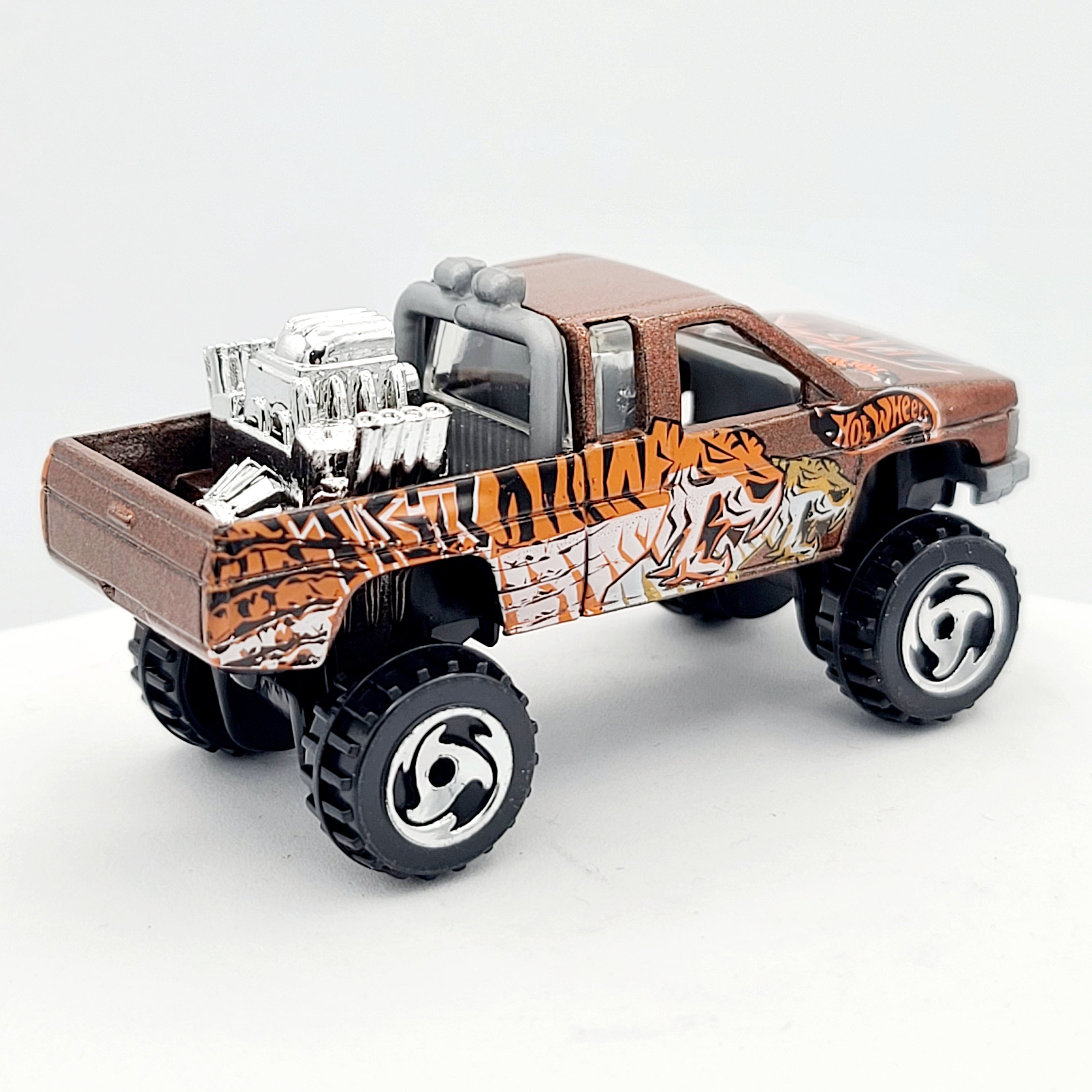Hot Wheels Nissan Hardbody Pickup (2000 HW Basic - Attack Pack)